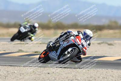 media/Oct-05-2025-CVMA (Sun) [[beeef4f201]]/Race 12- Formula 40 MW and LW/